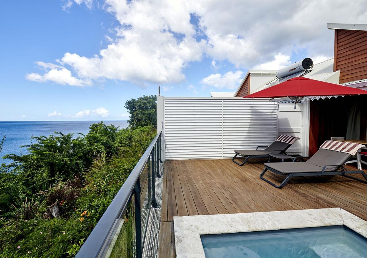Les Galets Rouges Lodges & Spa Bouillante Exterior photo