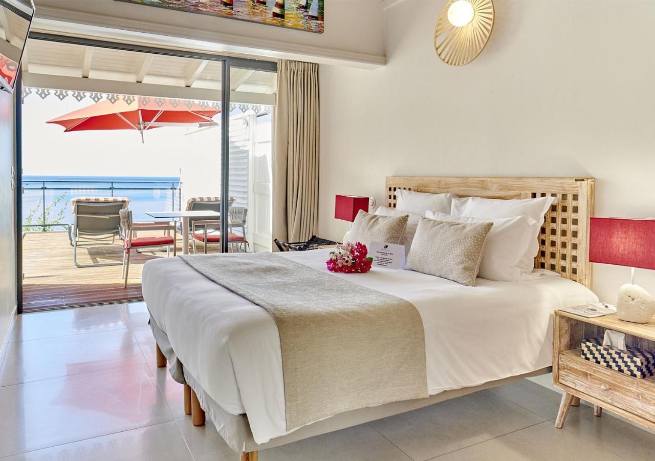 Les Galets Rouges Lodges & Spa Bouillante Exterior photo