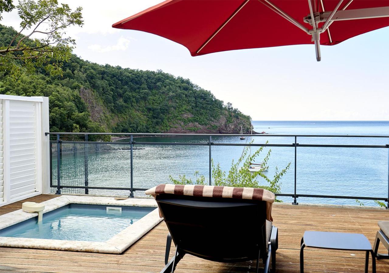 Les Galets Rouges Lodges & Spa Bouillante Exterior photo